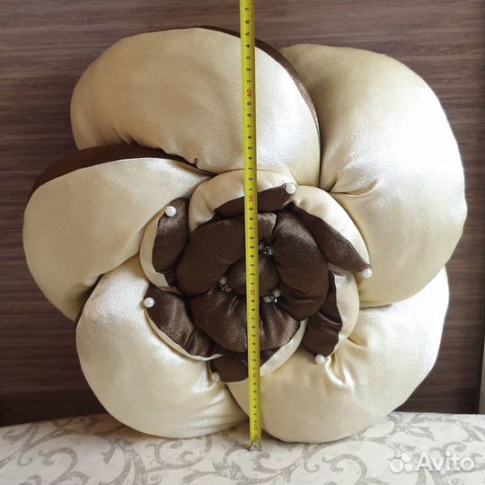 Подушка цветок декоративная