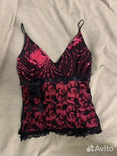 Розовый топ в винтажном стиле