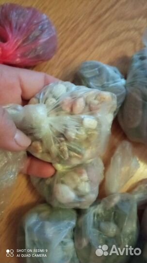 Грунт, галька для аквариума ковриков