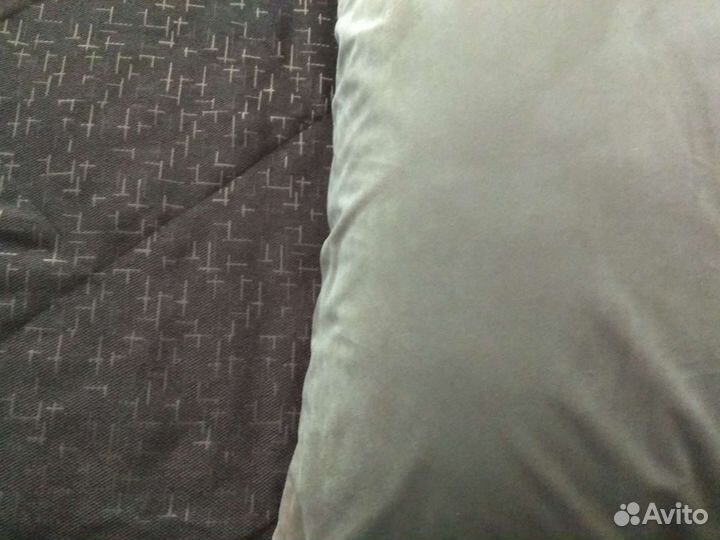 Покрывало на кровать новое