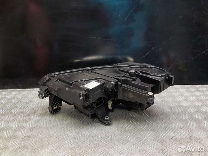 Фара правая Volkswagen polo 6 2020