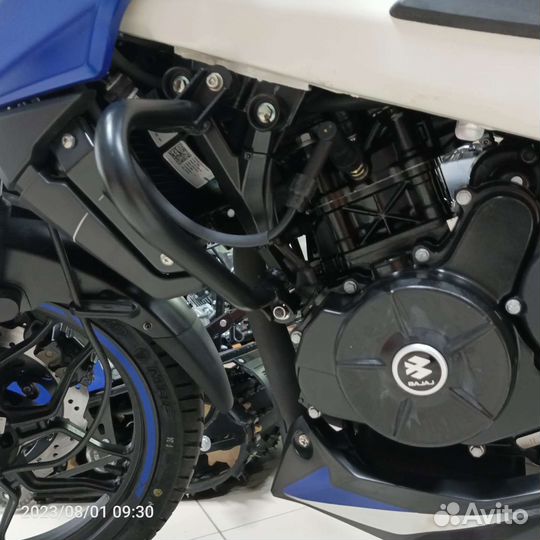 Мотоцикл Bajaj Pulsar NS200 24 лс вод. охлаждение