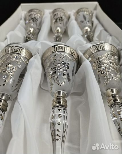 Набор 6 рюмок на ножке с кристаллами Сваровски