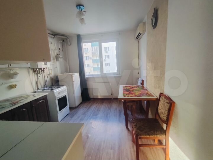 2-к. квартира, 58 м², 3/9 эт.