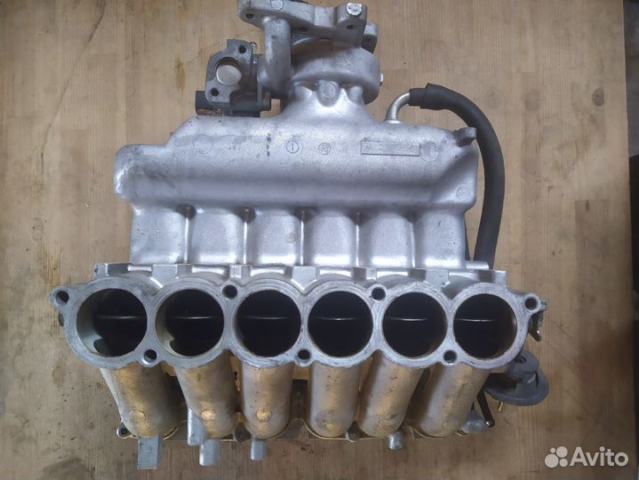 Коллектор впускной Паджеро 4 3.8 Pajero 4 6G75