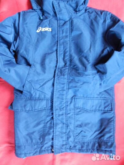 Куртка Asics 10-12лет оригинал на рост 146-152