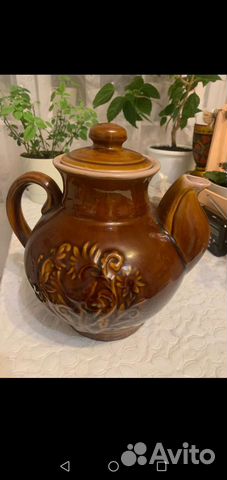 Глиняный кувшин и чайник