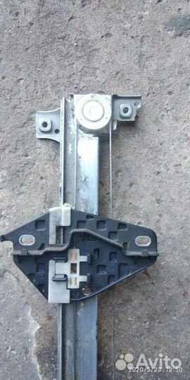 Honda Civic механизм стеклоподъемный