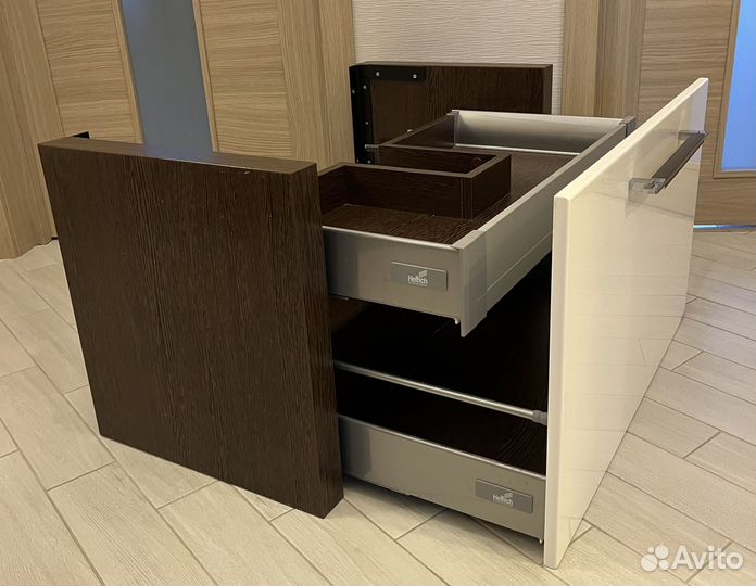 Тумба навесная под раковину для ванной 90 см