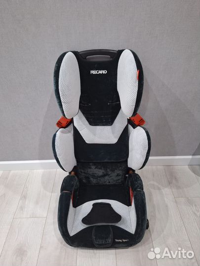 Автокресло Recaro young sport