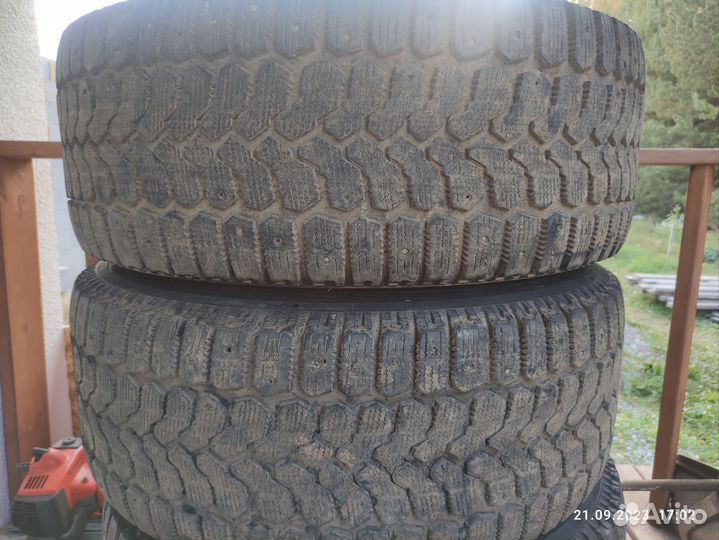 R16 Yokohama Ice Guard Stud IG55 235/60, PCD 5x120 DIA 72.6