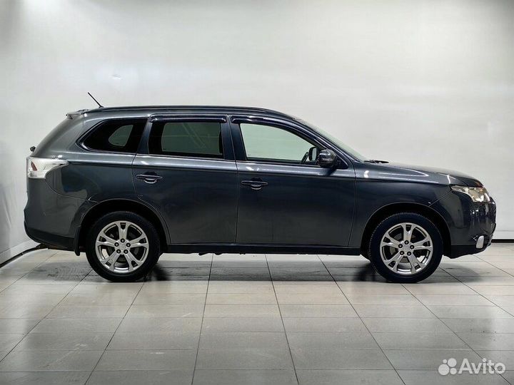 Mitsubishi Outlander 2.4 CVT, 2013, 138 500 км