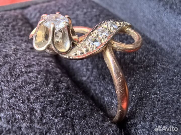 Золотое кольцо с бриллиантами Золото 585 СССР 2.3