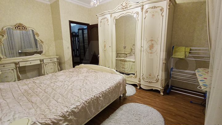 2-к. квартира, 58 м², 10/25 эт.