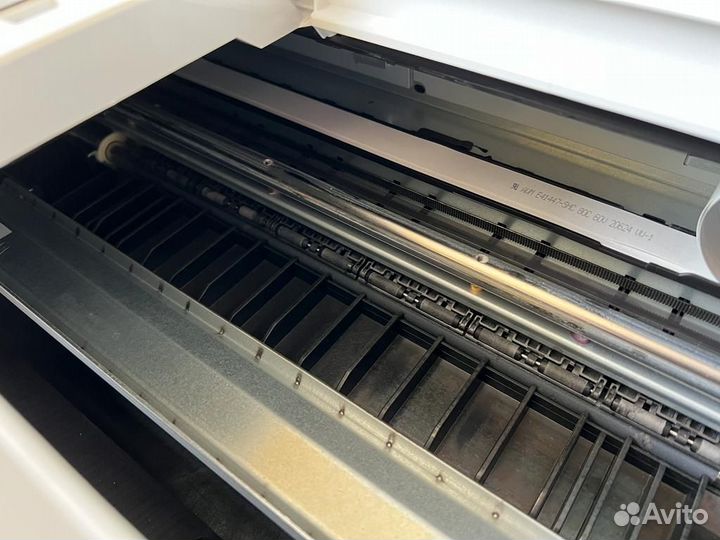 Плоттер HP DesignJet T525 24