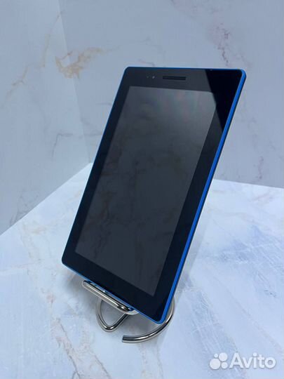 Планшет Lenovo TAB 3 Essential 710i