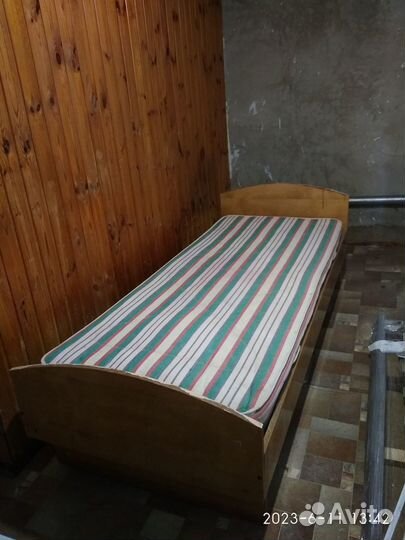 Продам кровать бу