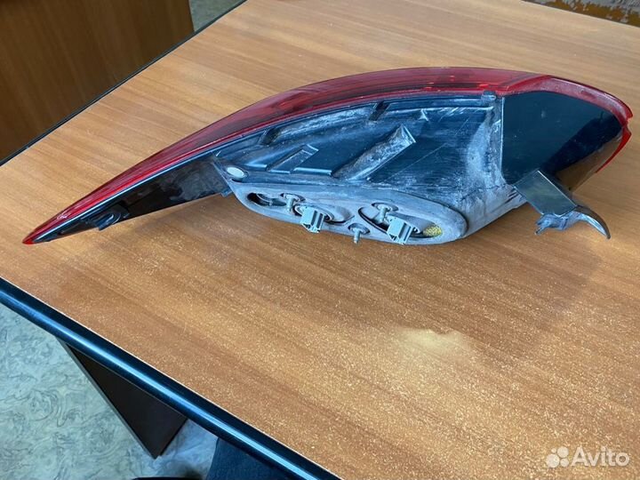 Фонарь задний правый наружный Мазда сх5