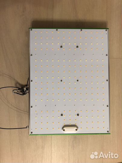 Светодиодные лампа для растений