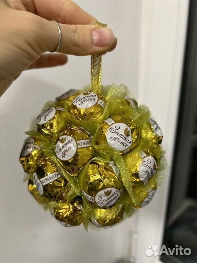 Сладкий букет из конфет