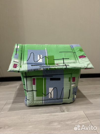 Домик для кошки или маленькой собачки