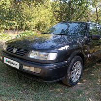 Volkswagen Passat 2.0 MT, 1994, 396 000 км, с пробегом, цена 250 000 руб.