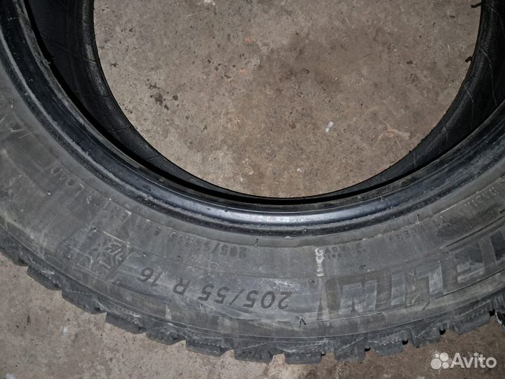 Michelin X-Ice North 4 205/55 R16