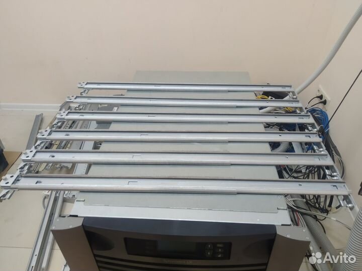 Рельсы для серверного шкафа