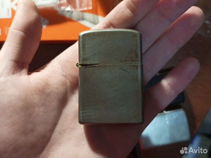 Зажигалка бензиновая zippo