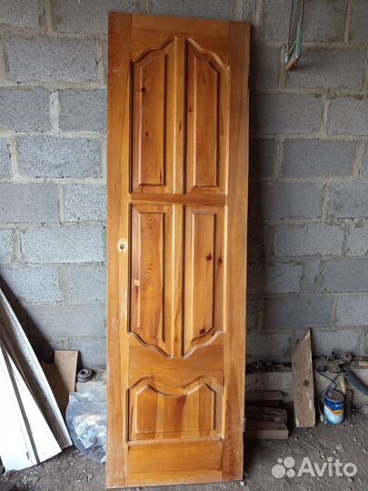 Двери деревянные
