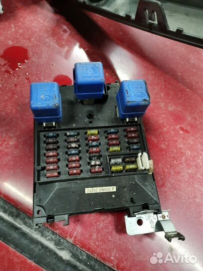 Блок предохранителей Nissan Pathfinder R50