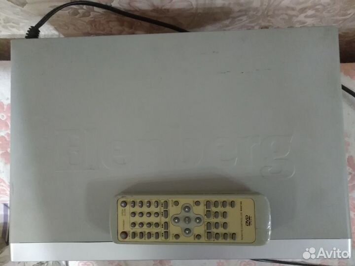 DVD плеер Elenberg dvdp-2410