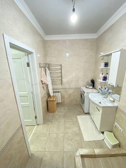 2-к. квартира, 79,3 м², 1/1 эт.