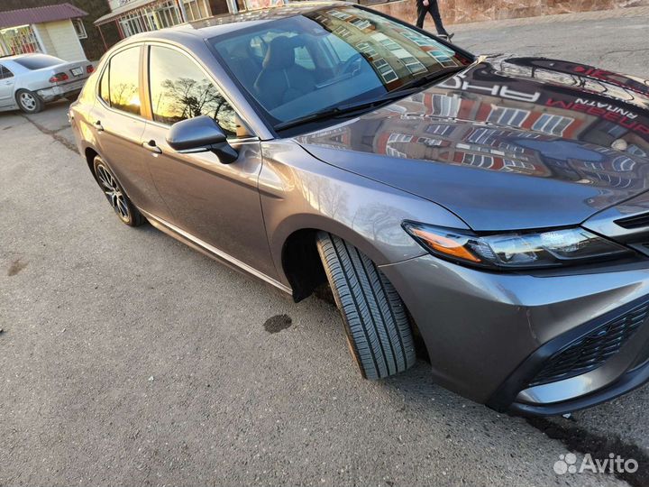 Toyota Camry 2.5 AT, 2021, 2 000 км