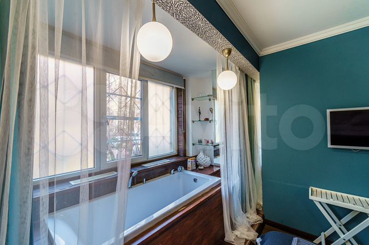 2-к. квартира, 36 м², 1/9 эт.