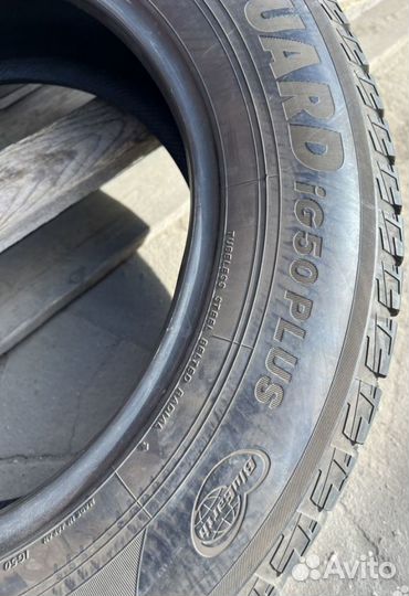 Yokohama Ice Guard IG50+ 215/65 R16