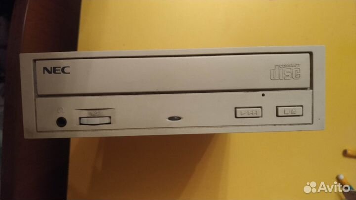 Дисковод NEC