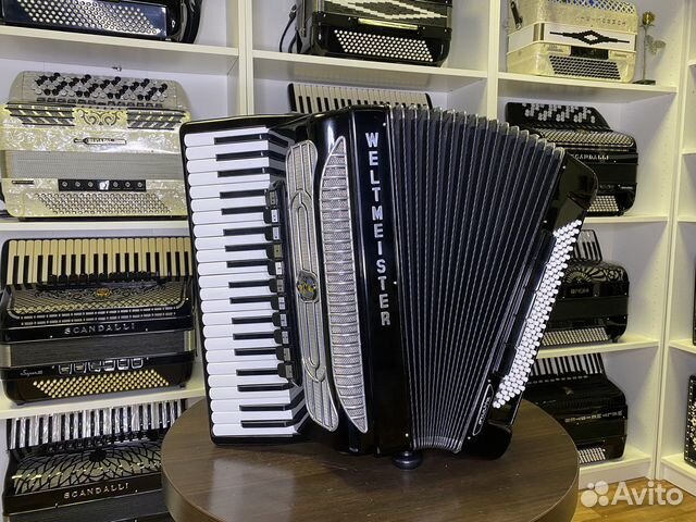 Аккордеон Weltmeister Supita новый