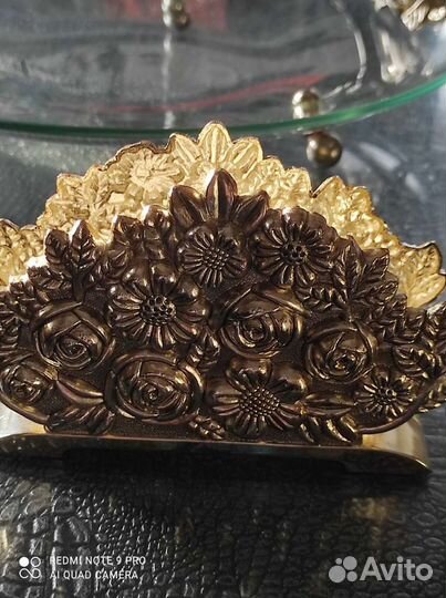 Комплект: блюдо для фруктов и салфетница