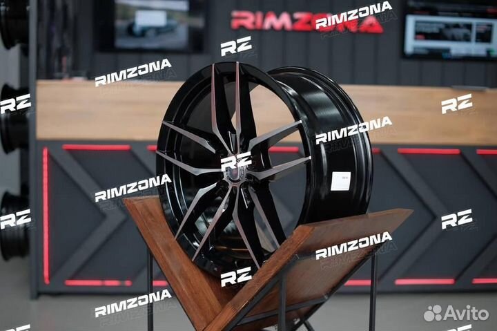 Литые диски HRE R17 5x114.3 ave. Работаем с НДС