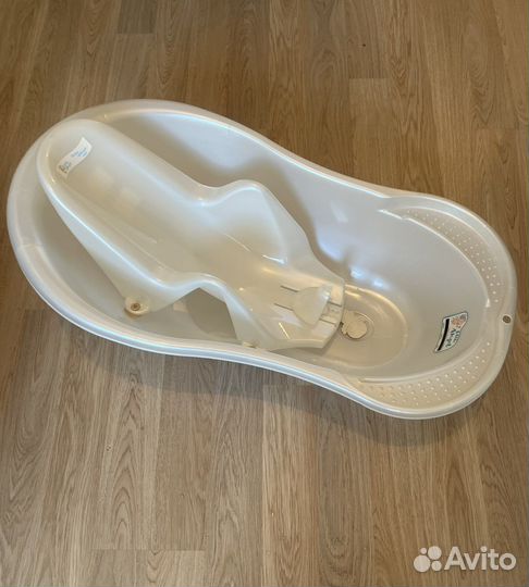 Ванночка для купания с горкой little angel