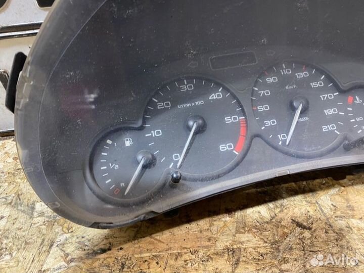 Приборная панель Citroen Berlingo 1.9 2005