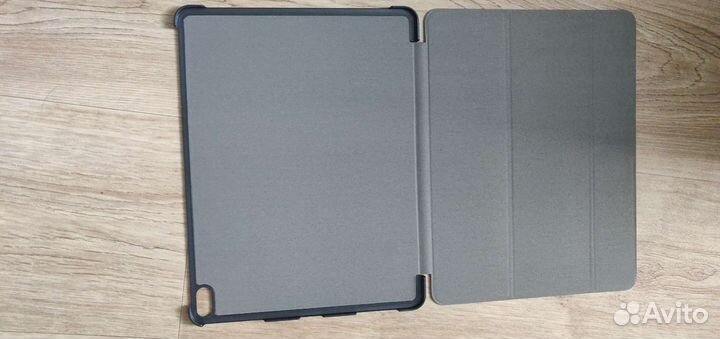 Чехлы на iPad pro 11