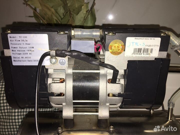 Вакуумный насос TC100 и ресивер 100вт