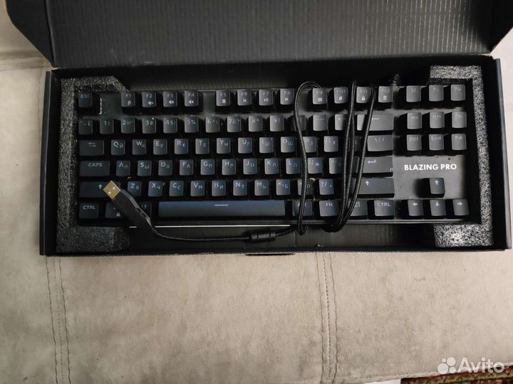 Игровая механическая клавиатура