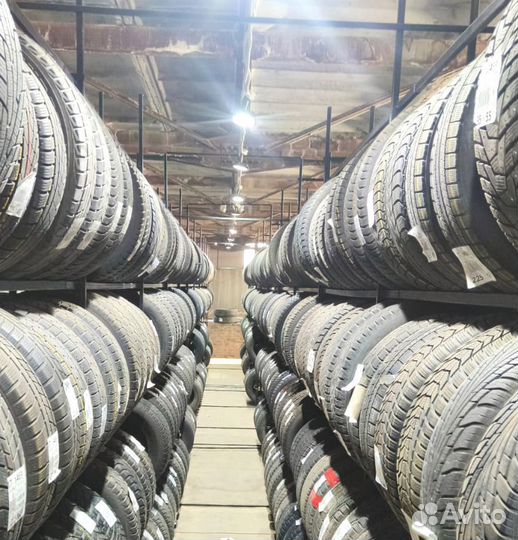 Goodyear Vector 4Seasons Gen-2 225/45 R17 94Y