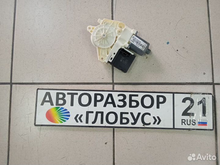 Мотор стеклоподъемника задний левый Рено Флюенс