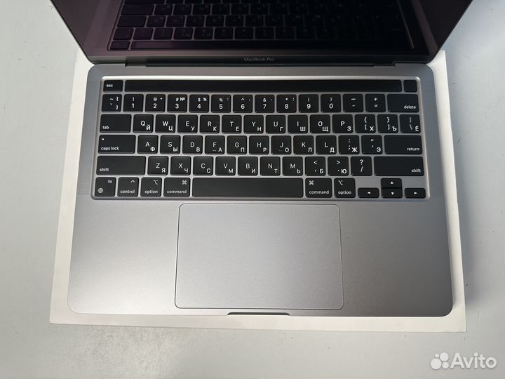 MacBook Pro 13 2022 M2 256Gb (85 циклов)