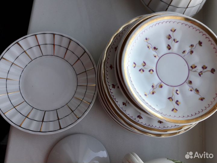 Фарфоровые блюдца, молочник сахарница Вербилки 60г