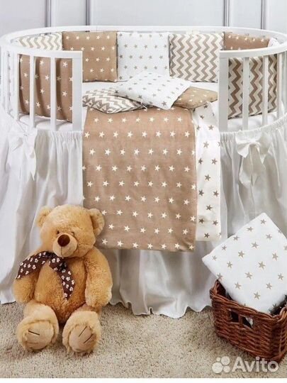 Бортики в детскую кроватку с одеялом